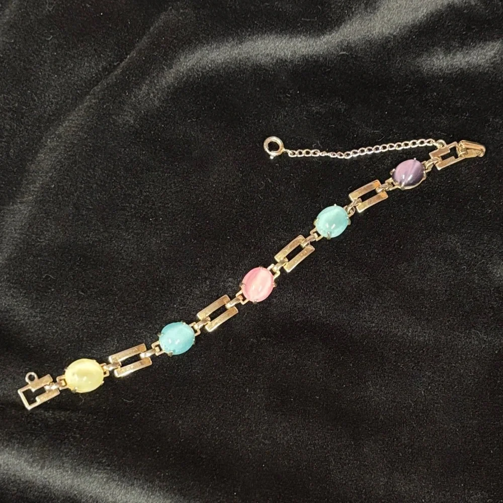 Pastel multi stone gold bracelet with security chain clasp 7" long - Picture 2 of 10